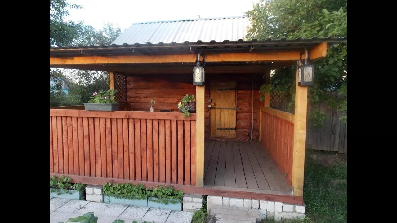 Баня с террасой. Навес к бане своими руками. Беседки пристроенные к бане. Пристройка к бане. Баня с беседкой.