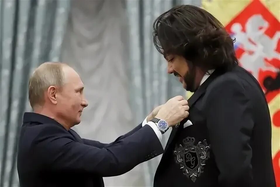 Артисты удостоенные звания народный. Артисты удостоенные звания народный