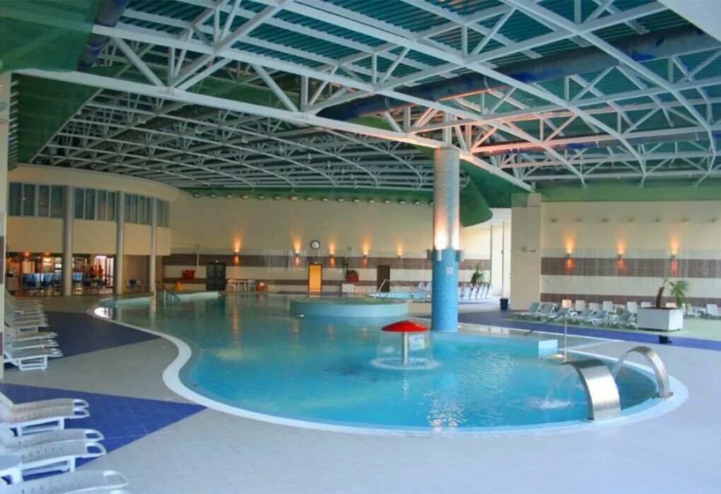 оздоровительный комплекс орбита краснодарский край. амакс орбита приморская ул 18а село ольгинка. оздоровительный комплекс "амакс курорт "орбита". орбита ольгинка закрытый бассейн. санаторий amaks курорт орбита.