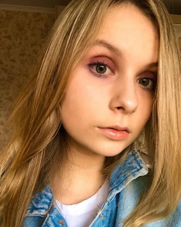 Алиса рогачева из кукутиков. Кукутики актеры алиса рогачева. Алиса рогачева. Софья шмыкова кукутики. Алиса рогачева 2020.