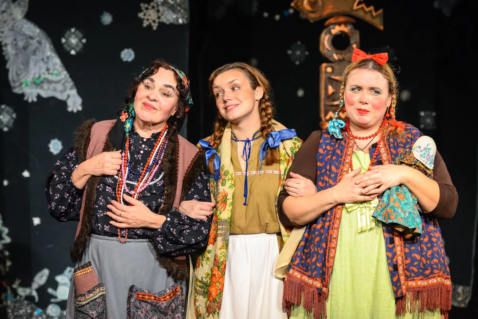 олег даль старая старая сказка. кот в сапогах театр. новогодние сюрпризы спектакль. старая старая сказка театр на таганке. спектакли для детей 5 января.