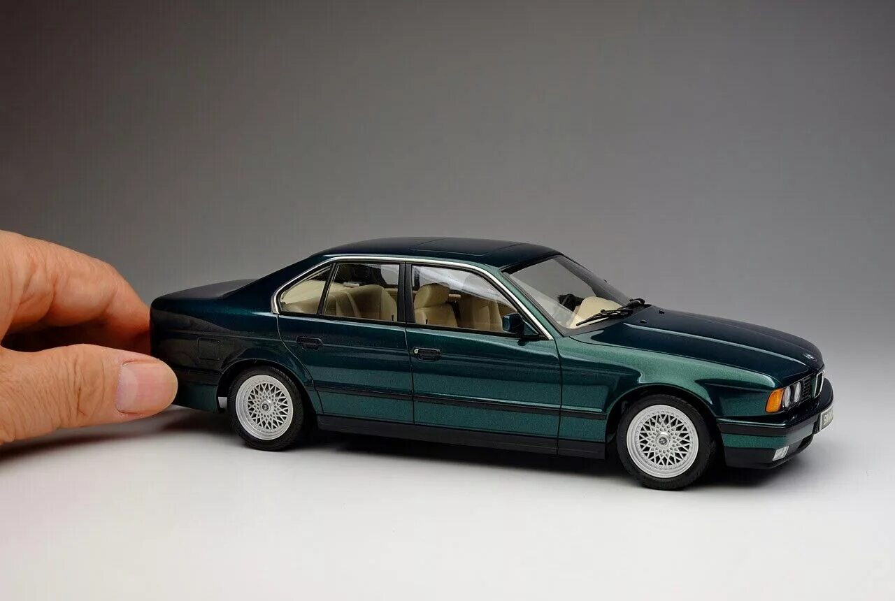 BMW e34 1/43. БМВ е34 1 18. BMW e34 модель 1 43. BMW e34 1:64.