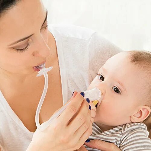 Для отсасывания соплей у новорожденных. Для чистки носа у детей. Чистка носа у новорожденных. Трубочка для чистки носа детям. Как отсасывать сопли у новорожденного