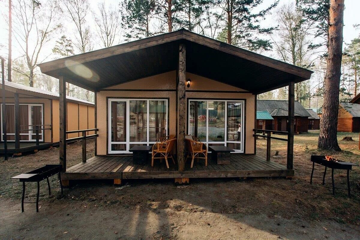 Гармония алтая турбаза. Туристская 3. Туристская 3. База отдыха империя туризма. База империя туризма фото.