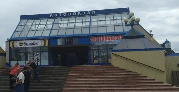 Автовокзал великий новгород фото Как добраться из Великого Новгорода в Петергоф: расстояние, время в пути, цены и