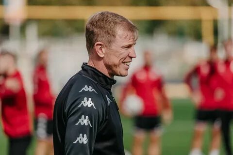 Калешин тренер по футболу
