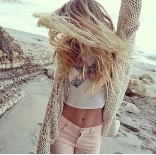 Her hair and jacket doe 3 :P :) :D 3 Amazing hair Beauty, Long hair styles, Pret