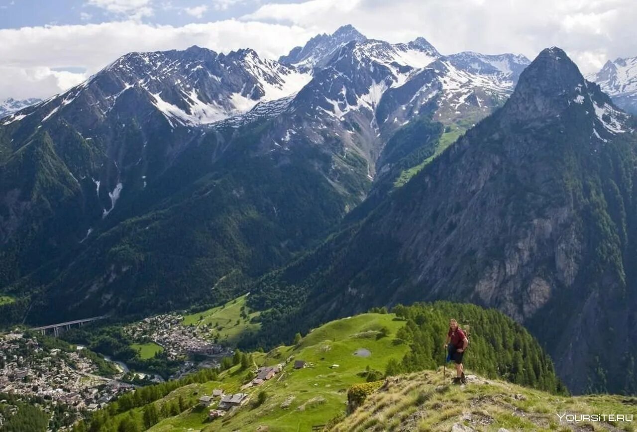Саянские горы саяны. Массив монблан. Грозный берсаев. Гора робсон, канада. Гора робсон канада высота.