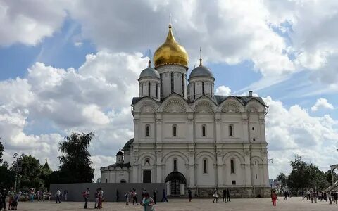 Памятник созданный алевизом новым