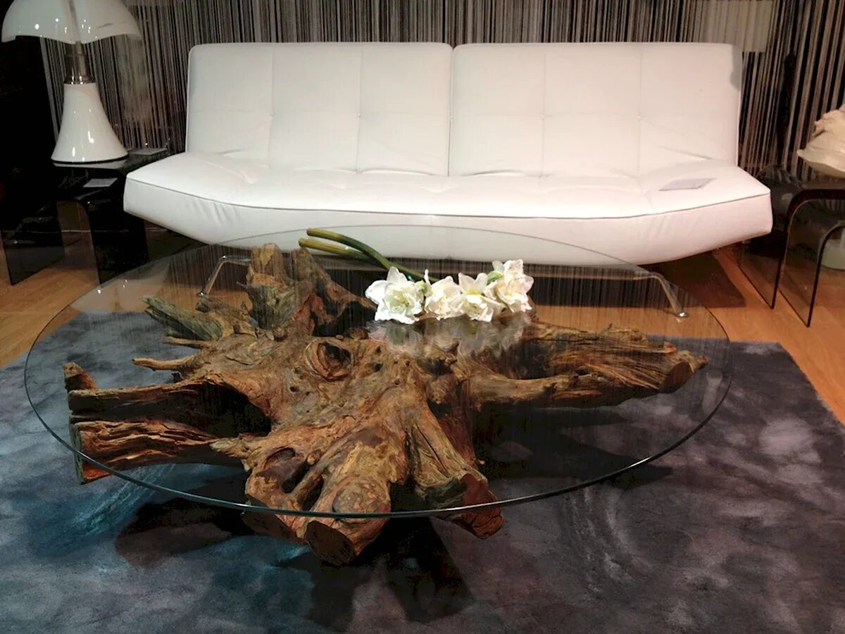 Стол какой корень. Журнальный столик из пня. Стол из корня. Столик из корня дерева. Стол слайд.
