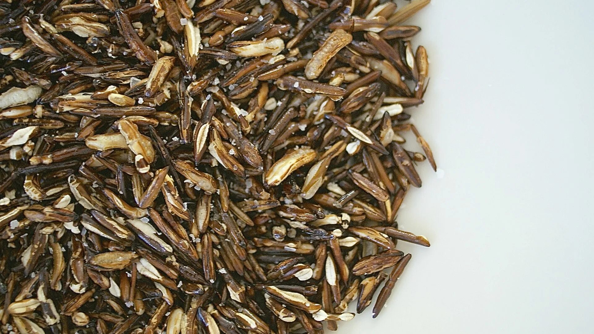 Дикий рис пищевая ценность. Дикий рис готовый. Как варить дикий рис. Рис дикий черный. Жареный дикий рис.