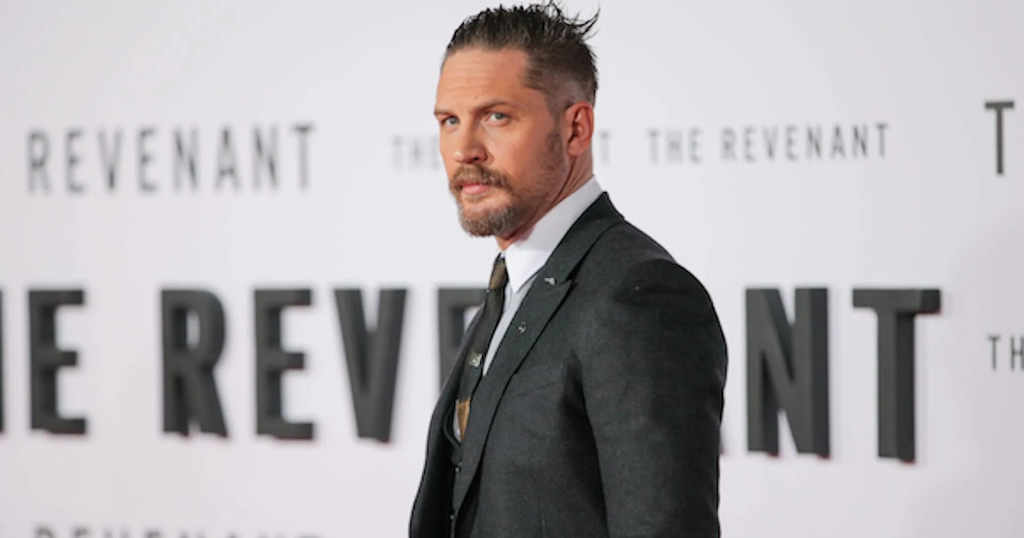 История харди. Tom Hardy. Фото Тома Харди. Том Харди 2022. Том Харди 2021.