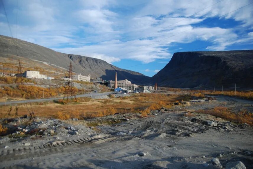 Карнасурт гора мурманская область. Поселок ревда мурманской области. Рудник карнасурт мурманская область. Рудник карнасурт. Карнасурт мурманская область.