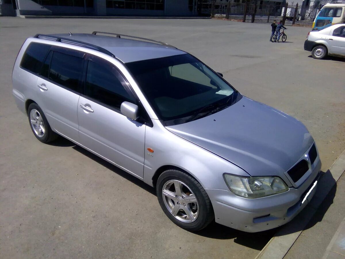 Литра 2005 купить. Lancer Cedia универсал 2001. Mitsubishi Lancer Cedia 2000 универсал. Mitsubishi Lancer 2001. Mitsubishi Lancer Cedia 2001 универсал.