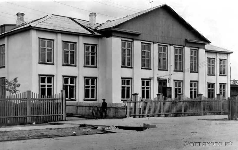 Школа пгт демьяново. Школа пгт демьяново. Пгт демьяново кировская область. Демьяново школа кировская область. Демьяново школа кировская область.