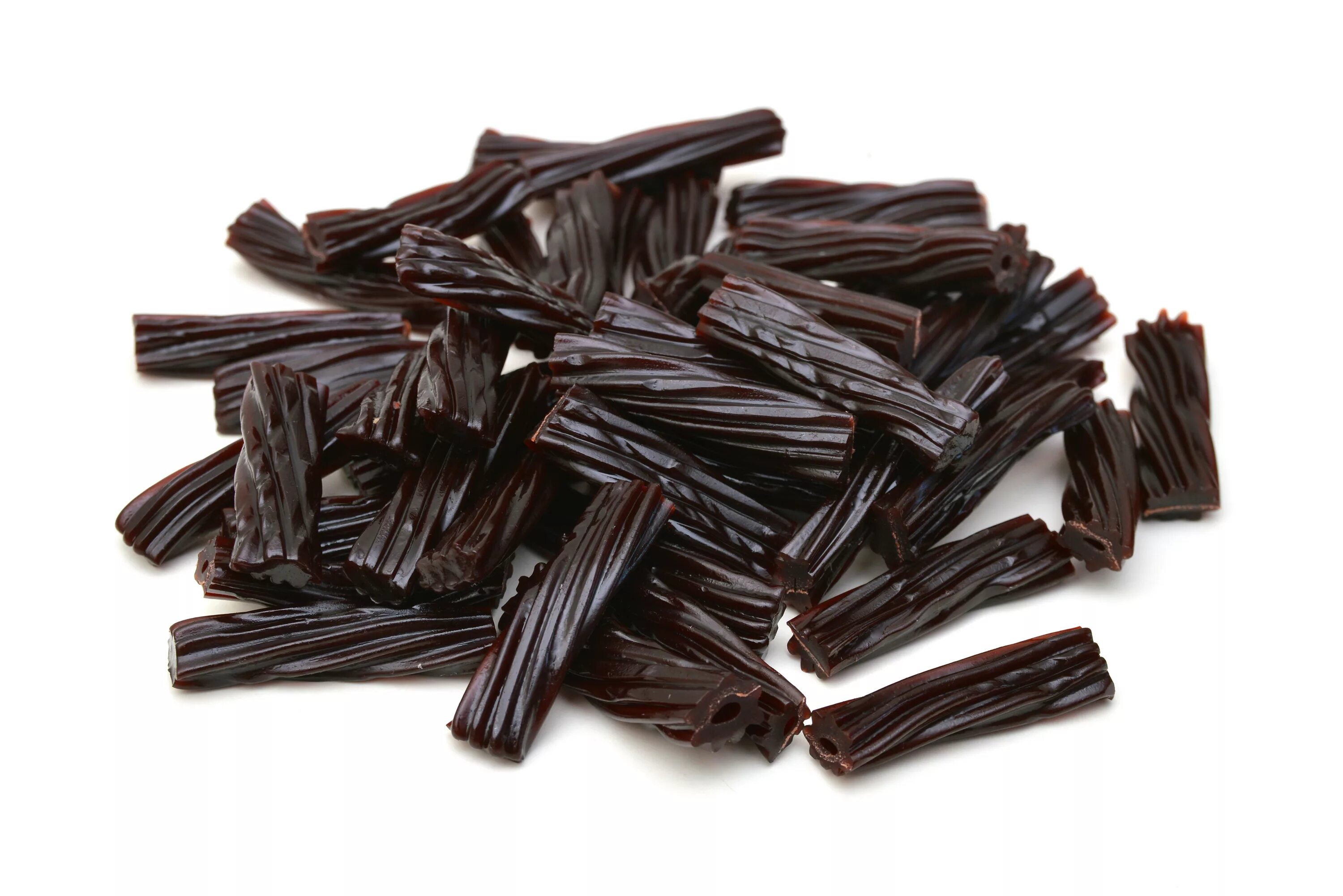 Лакричные конфеты. Black licorice. Лакричная конфета волосы. Лакричные палочки красные. Лакричные тянучки.