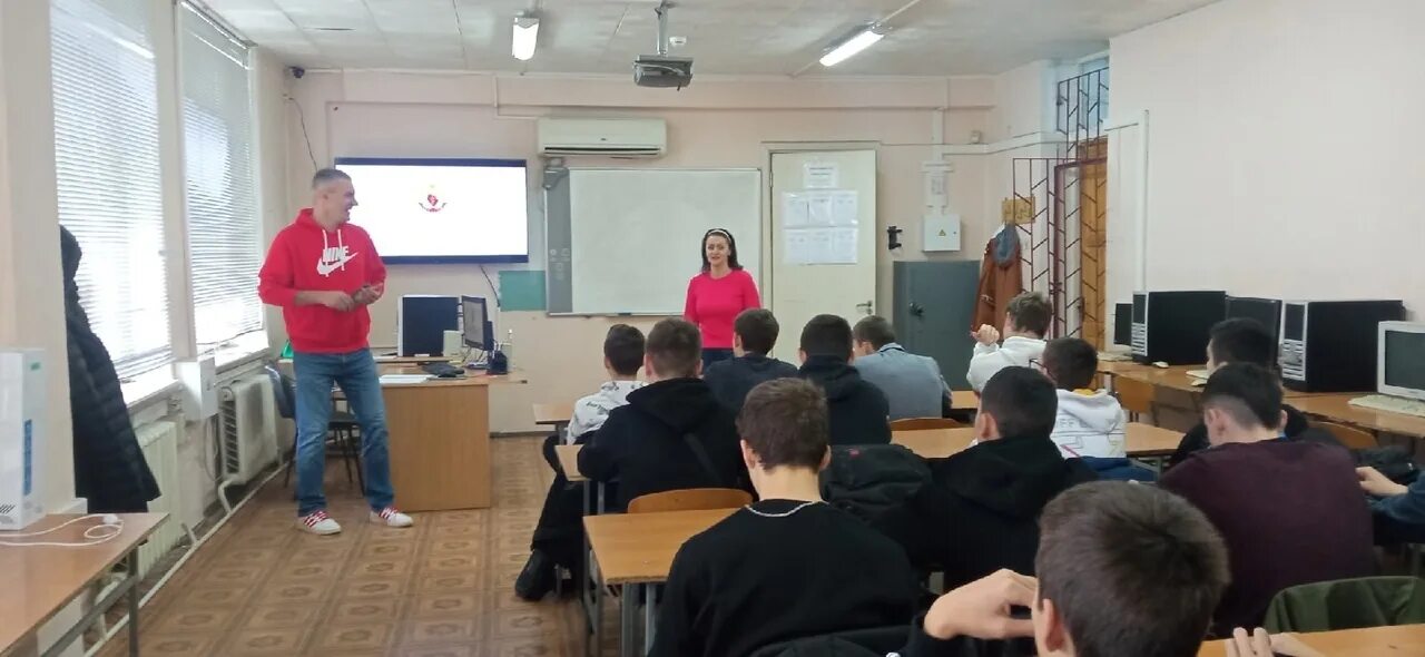 ГБПОУ РК " Симферопольский автотранспортный техникум " " Пневматическая