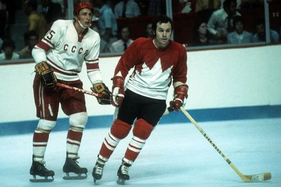 Россия канада харламов 1972. Всеволод бобров суперсерия 1972. Суперсерия ссср канада 1972 якушев. Мальцев суперсерия 1972. Первая встреча в монреале в 1972.