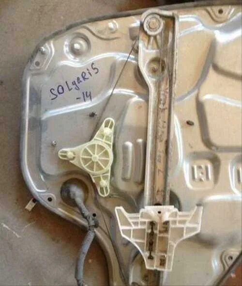 I30 стеклоподъемник. I30 стеклоподъемник. Стеклоподъемник передний левый хундай i30. Ремкомплект стеклоподъемника хендай i30. 824812h000.