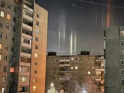 Нижний светиться
