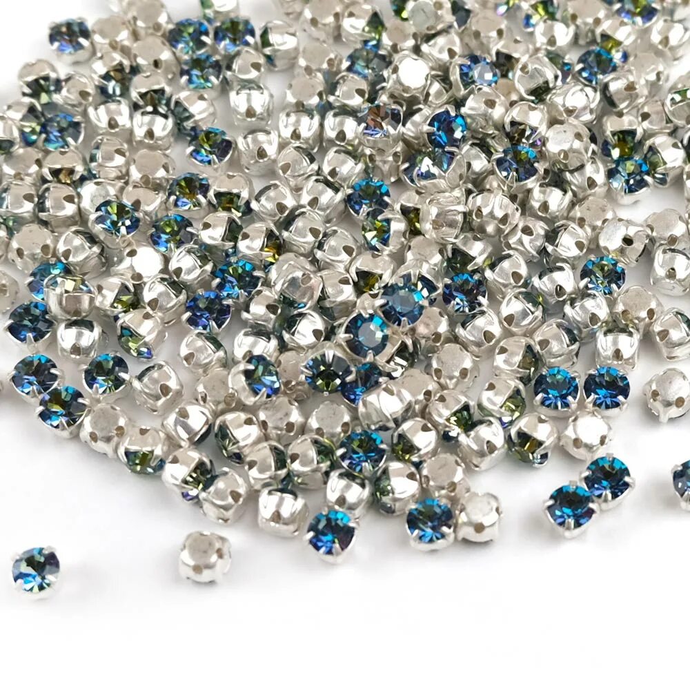 Бисер preciosa 17383. Шатоны preciosa bermuda blue. Бисер preciosa 38686. Бисер preciosa чешский 59135. Производители бисера.