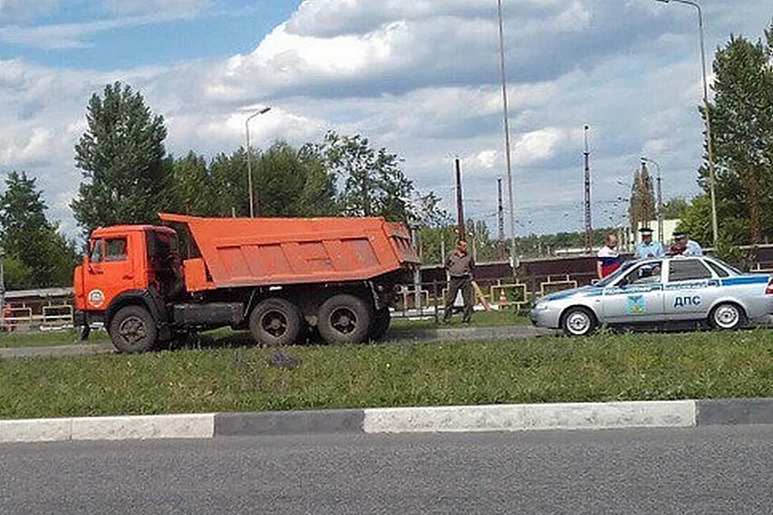 Псо старый оскол стелит. Оскол стеллит. чп в старом осколе с камаза. романтик угнал камаз старый оскол. оскол стелить.