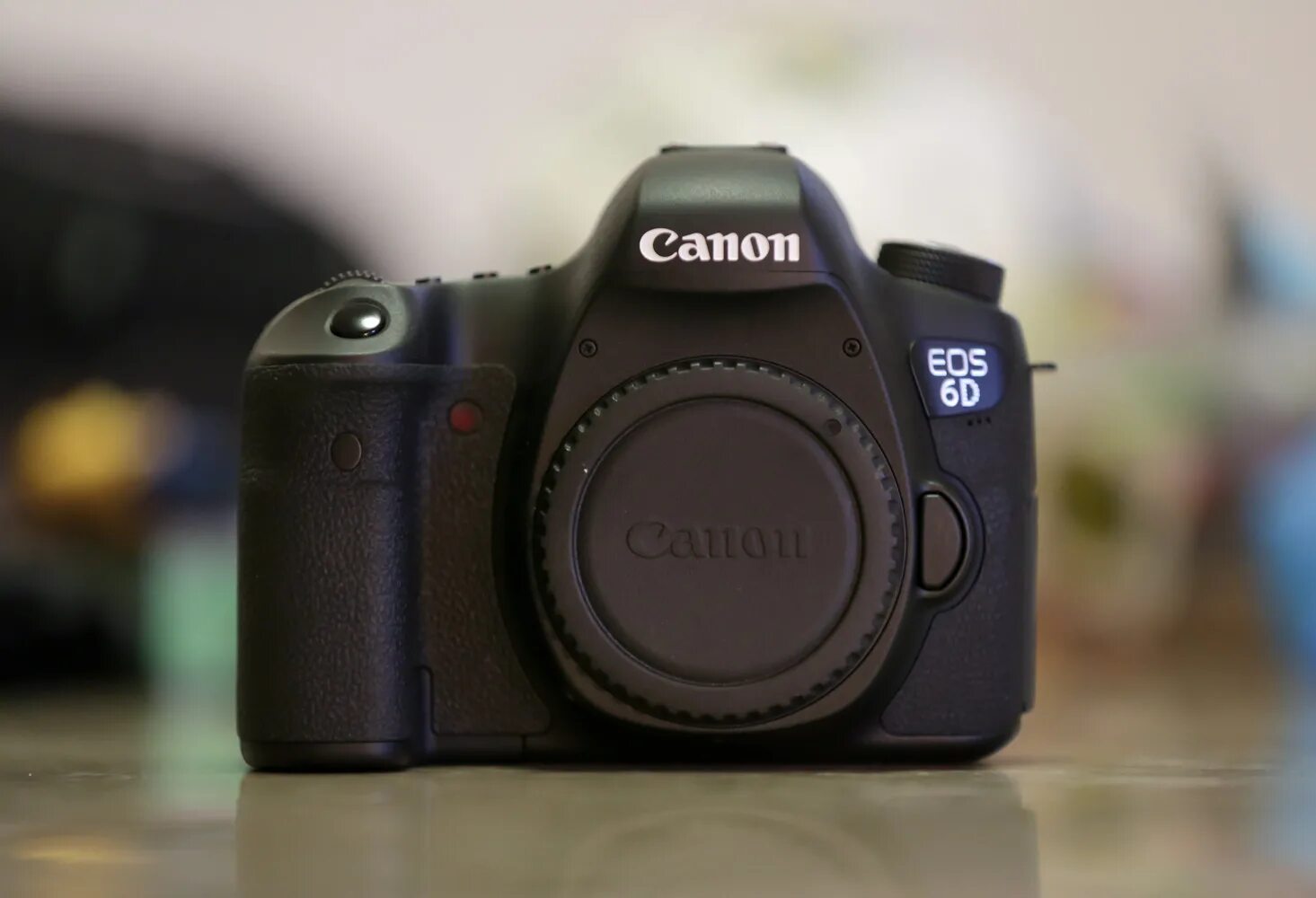 Canon eos 6d body цены. Canon EOS 6d body. Кэнон 6д. Canon 6d тушка. Canon EOS 7d.