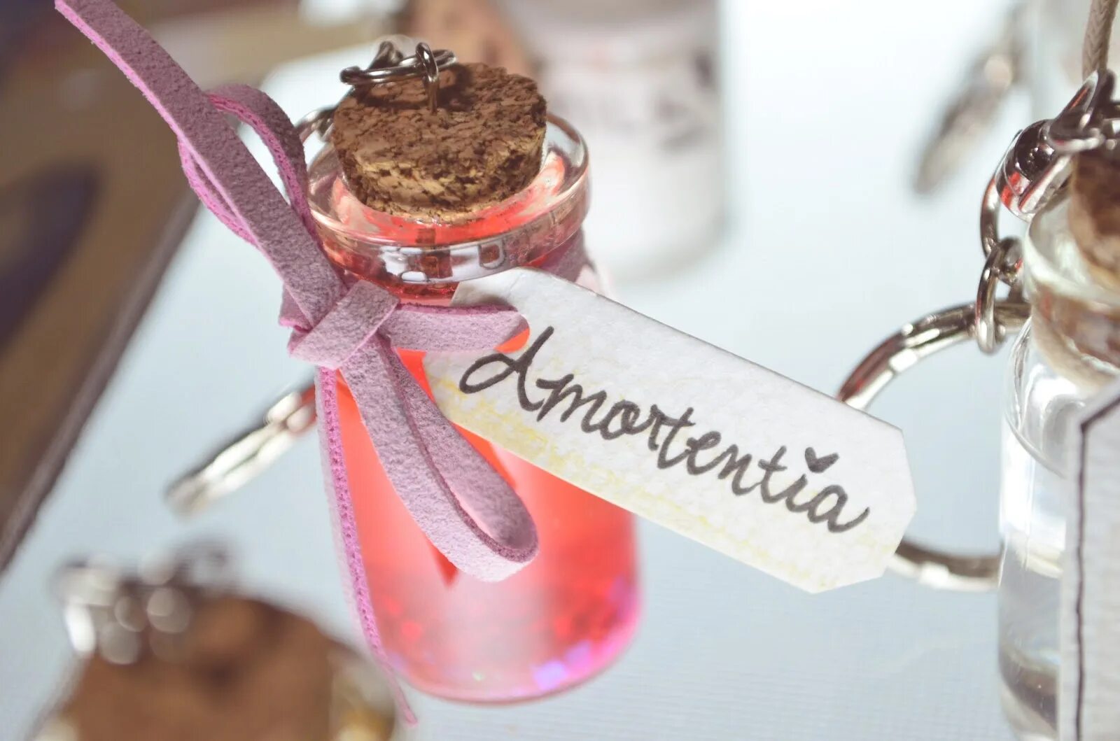 Амортенция это. Амортенция гарри поттер запах. Амортенция гарри. Амортенция это. Амортенция кулон.