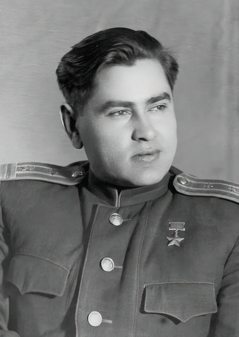 Летчик маресьев. Алексей петрович маресьев. алексей маресьев (1916-2001). летчик алексей маресьев. алексе́й петро́вич маре́сьев.