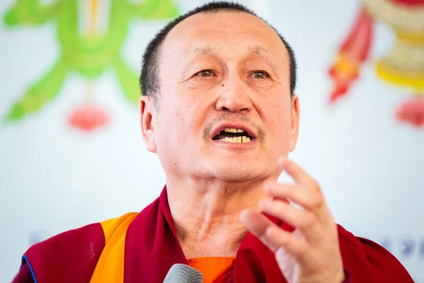 Глава буддистов россии дамба аюшеев. Хамбо лама дамба аюшеев. Лама дамба аюшеев. Хамбо лама дамба аюшеев. Пандито хамбо лама дамба аюшеев.