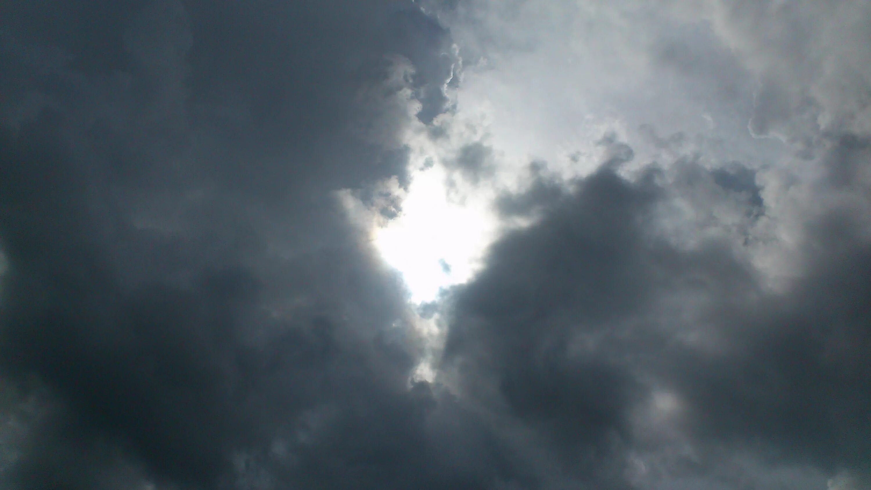 Серые облака вертикально. Серое пространство. Серые облака для сайта. Grey cloud ясень.