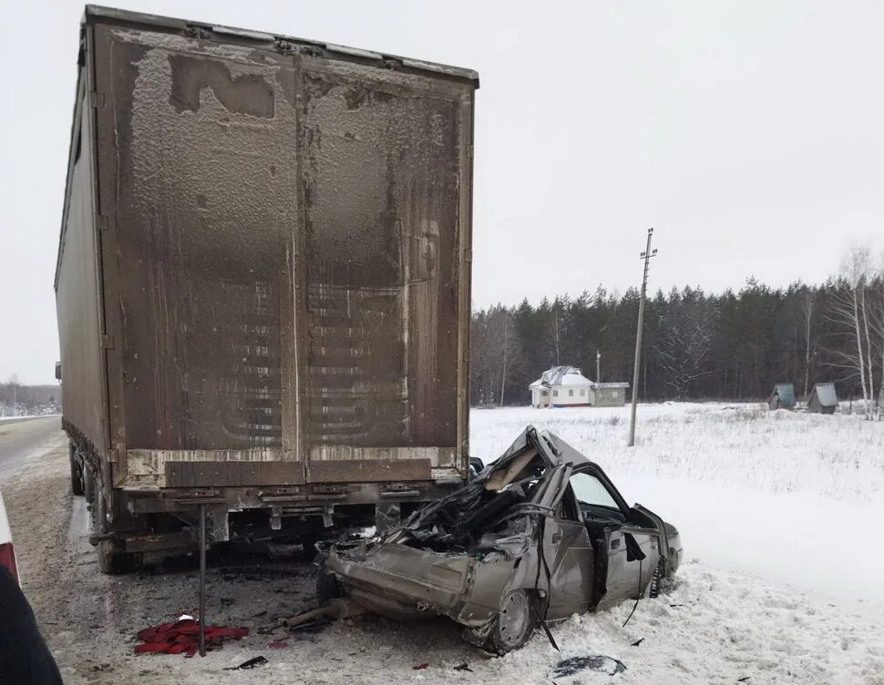 Авария в Пензенской области 29.05.2023г на м5 Газель. Авария сегодня в Пензенской области на трассе м5 22.02.2023.