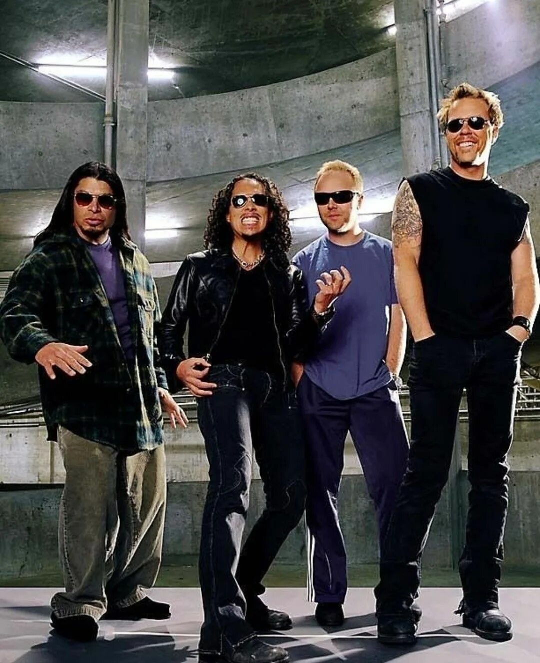 Группа металика сейчас. Metallica 2001. Группа metallica. Металлика 2002. Группа metallica.