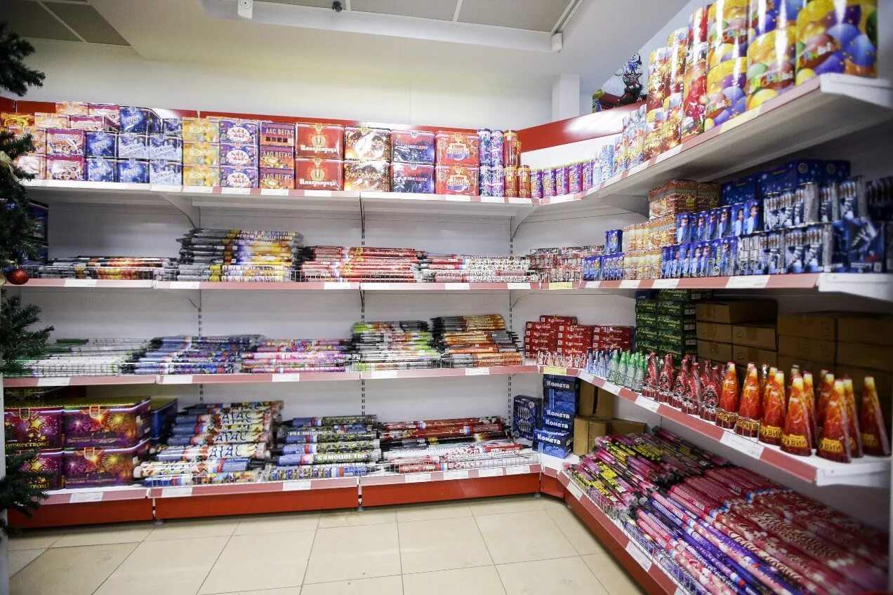 большой универмаг тула. гипермаркет магнит в туле ул шухова. респект авто тула большая. магнит семейный, тула, улица шухова. магазин большой тула.