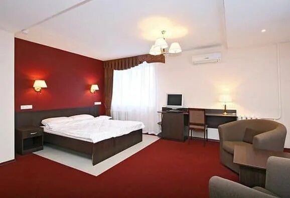 BOOK Deryabin Hotel in Izhevsk, Russia