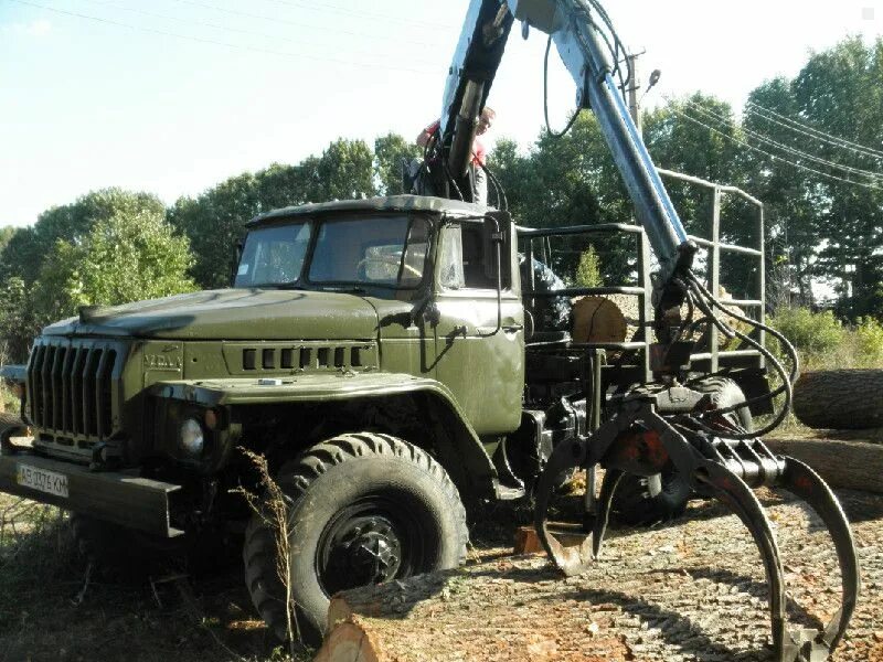 урал 4320 фискарс. лесовоз vm10 урал. зил 131 фискарс. урал 4320 сортиментовоз. авито урал 4320 манипулятор лесовоз.