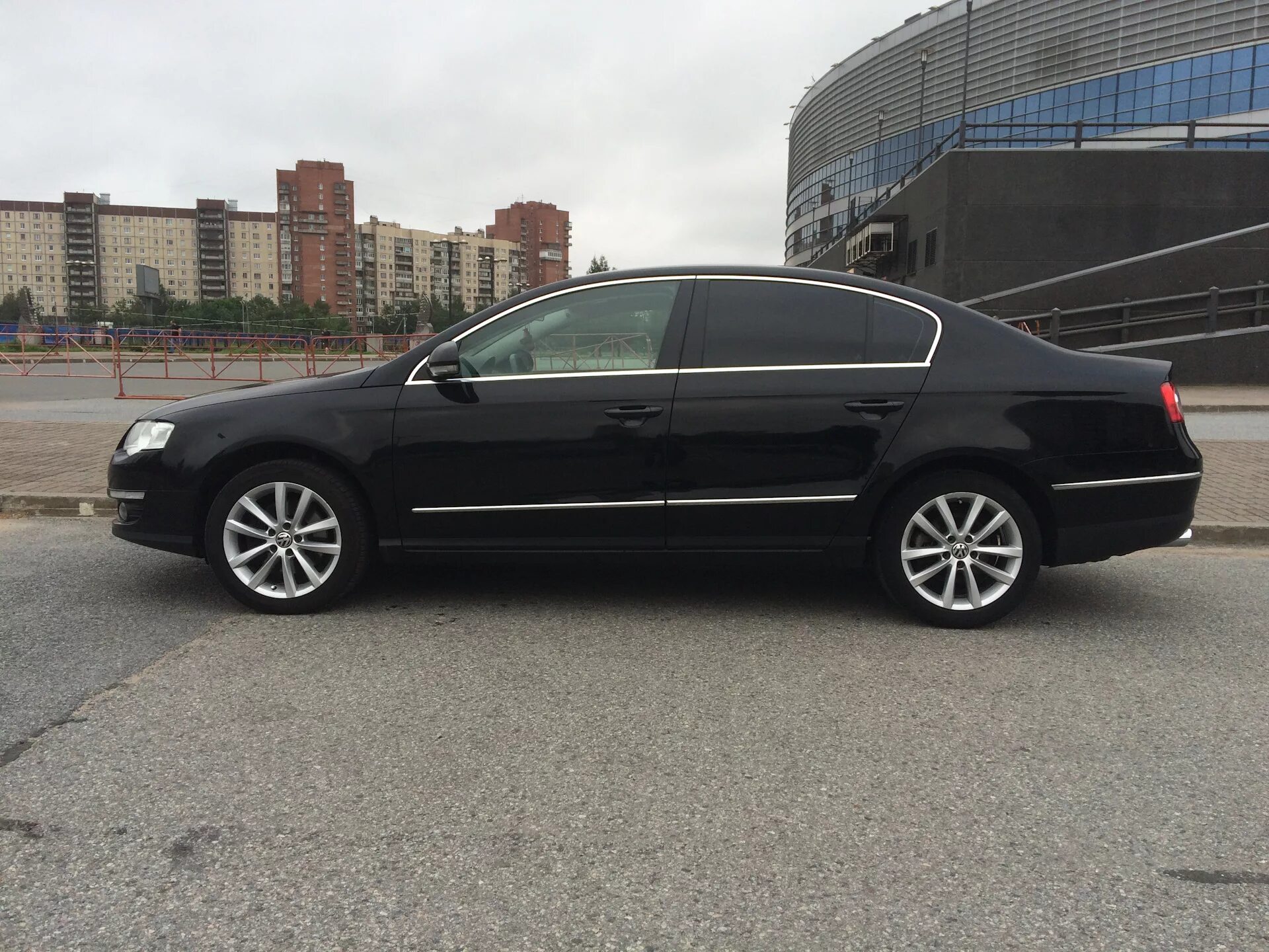 B6 16. VW Passat b6 r17. Диски VW Passat b6 r17. Volkswagen Passat b6 диски r17. Passat b6 на 17 колесах.