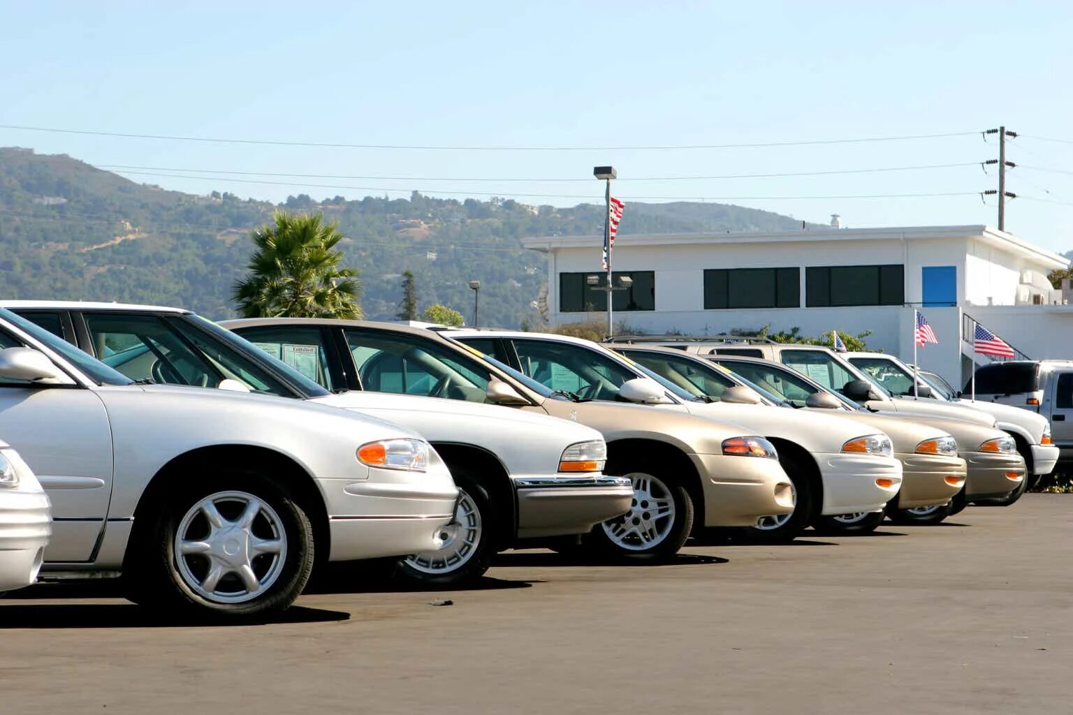 Used cars usa. Use машины. автомобили огайо. как арендовать машину в америке. used cars in usa.
