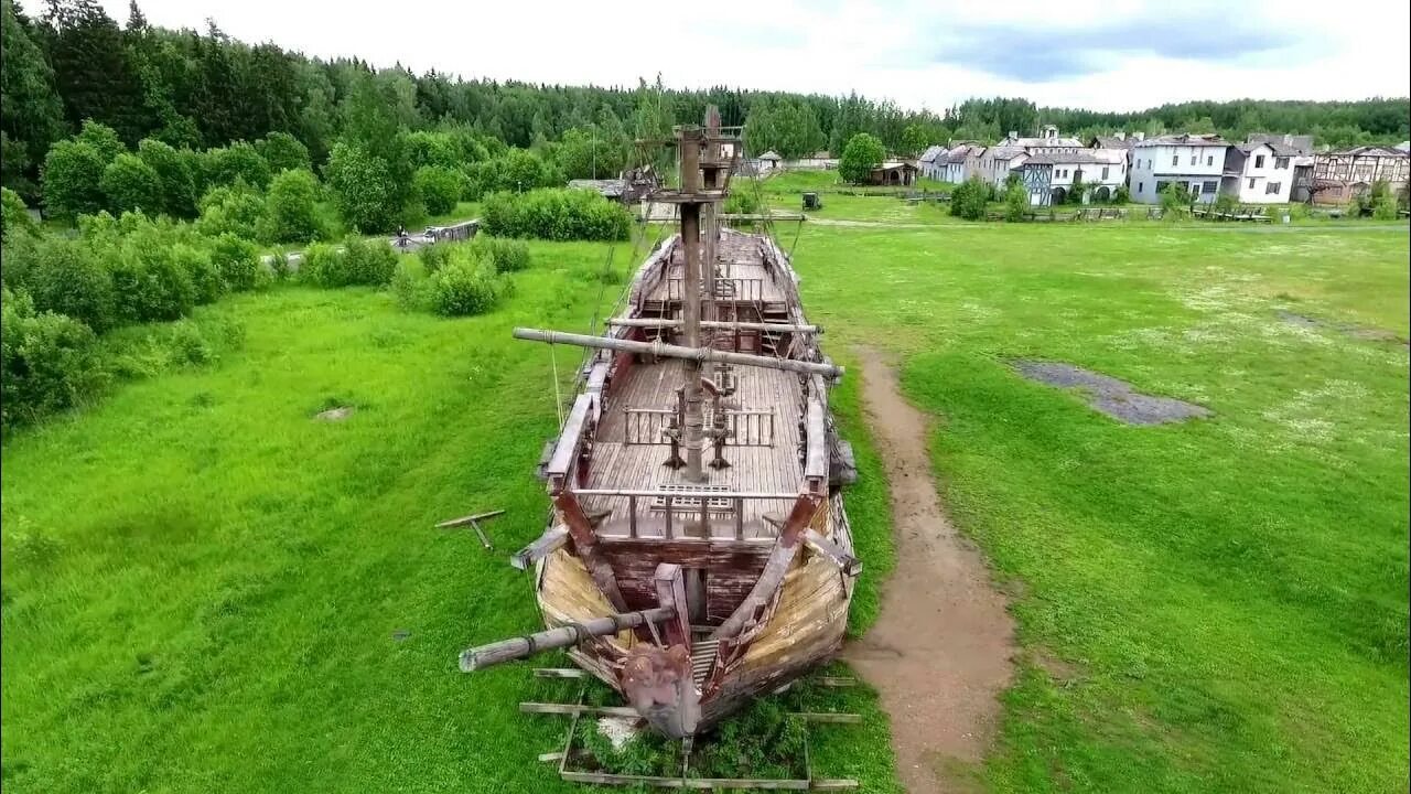 Родник сергия радонежского гремячий ключ. Красивые места по ярославскому шоссе. Красивые парки подмосковья. Самые красивые места подмосковья летом. Интересные места подмосковья.