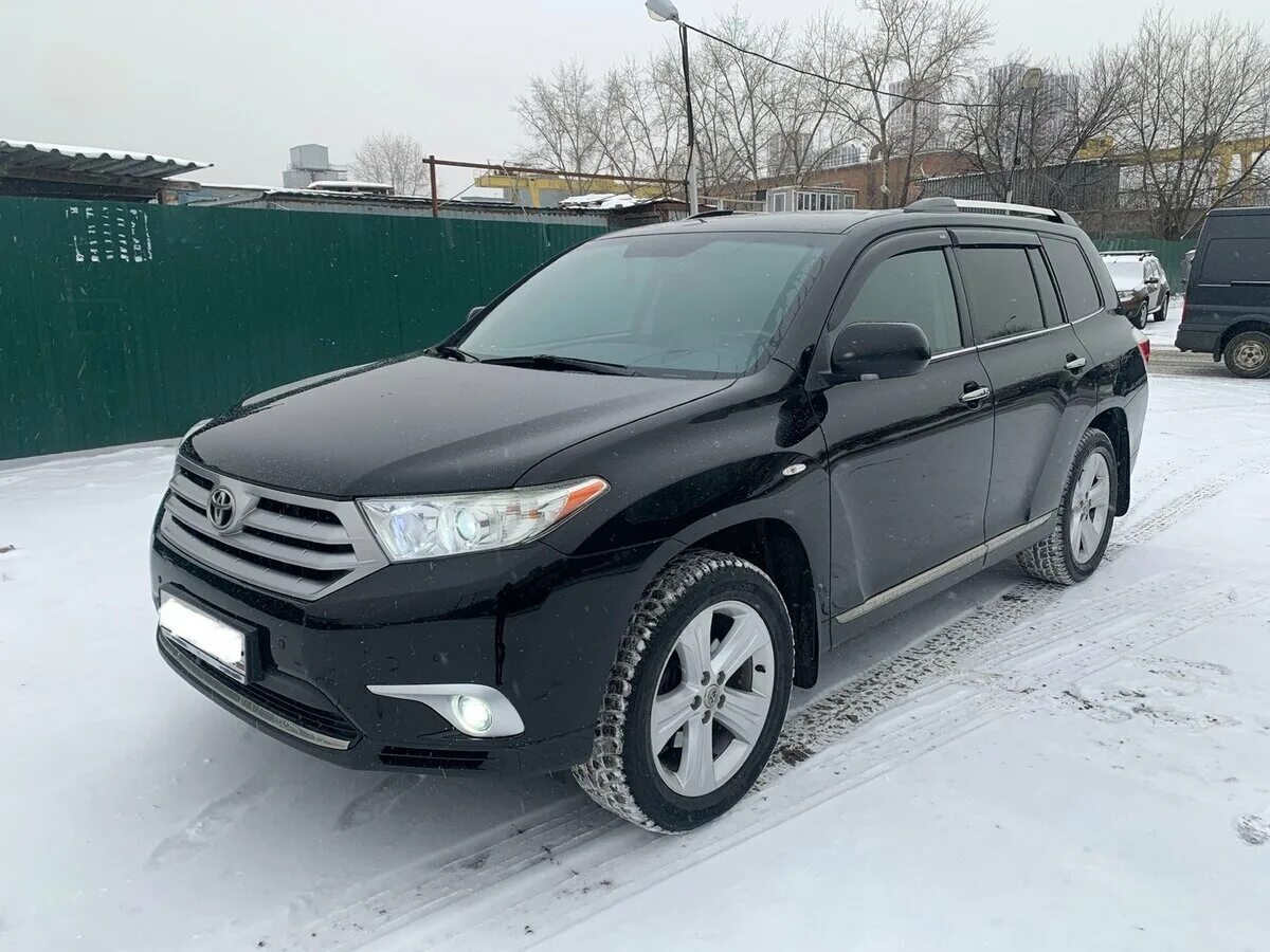 Тойота хайлендер 3 5 литра. Тойота хайлендер 3 5 литра. Toyota highlander 2014 белый. Хайлендер серо голубой. Toyota highlander 2012.
