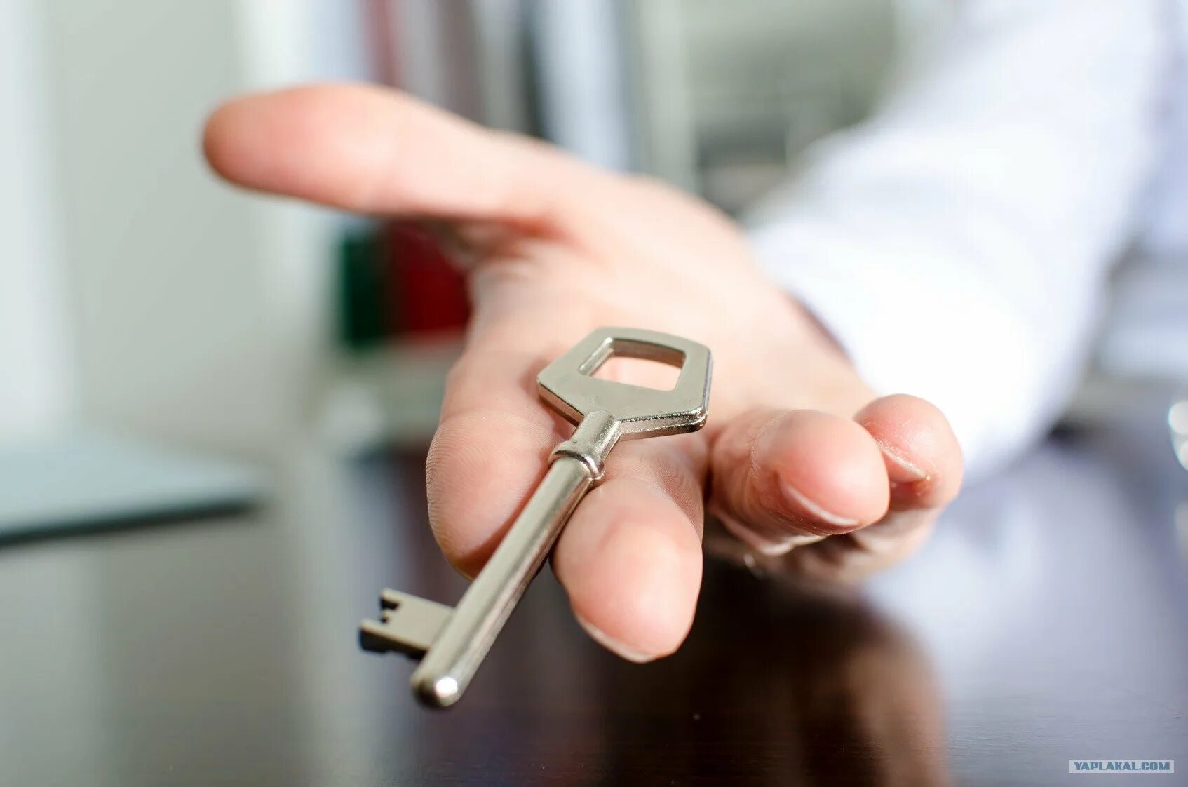 Ключи от квартиры. Ключи от дома. Квартира ключи. Дизайнерские ключи от квартир.