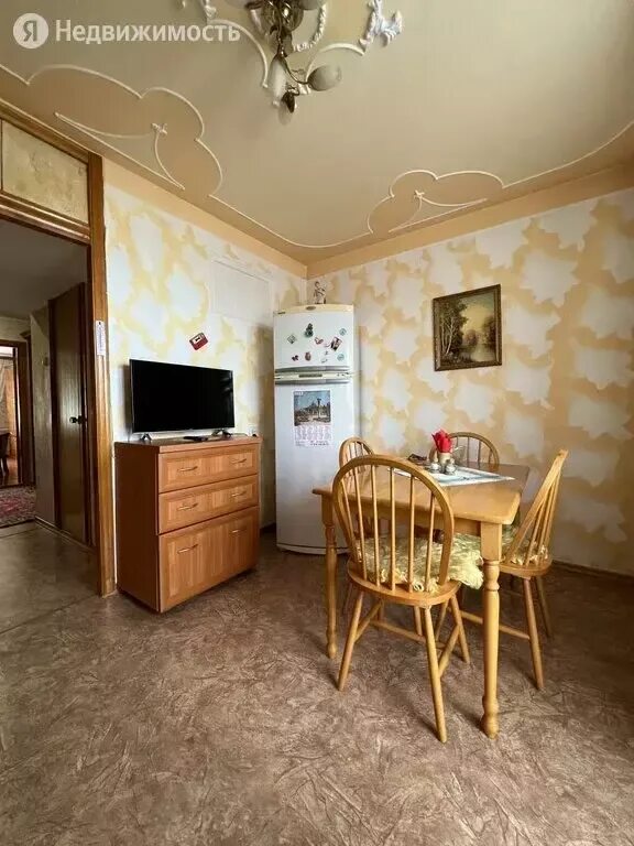 Кафе карусель липецк 15 микрорайон. Водопьянова 14 липецк кафе. Лебедь ул водопьянова 14 1. Кафе лебедь липецк. Лебедь ул водопьянова 14 1.
