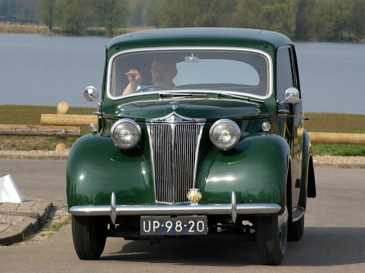 Номер 1951. Lanchester КЭБ автомобиль 1953. Британия: от «Lanchester» до «Rolls-Royce». Lanchester 40hp. 1 Октября 1951 г.