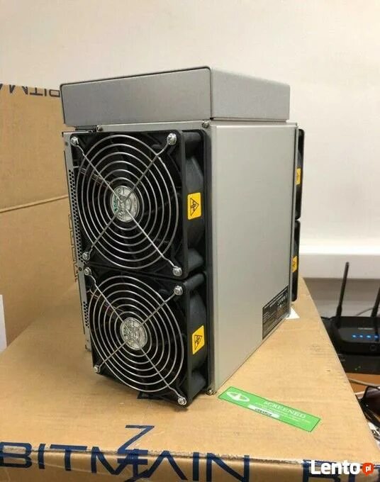 Asic s19 pro. Асик s17 Pro. Antminer t17 42 th/s. Antminer d7 1286 GH/S. ASIC Bitmain Antminer s19 Pro.