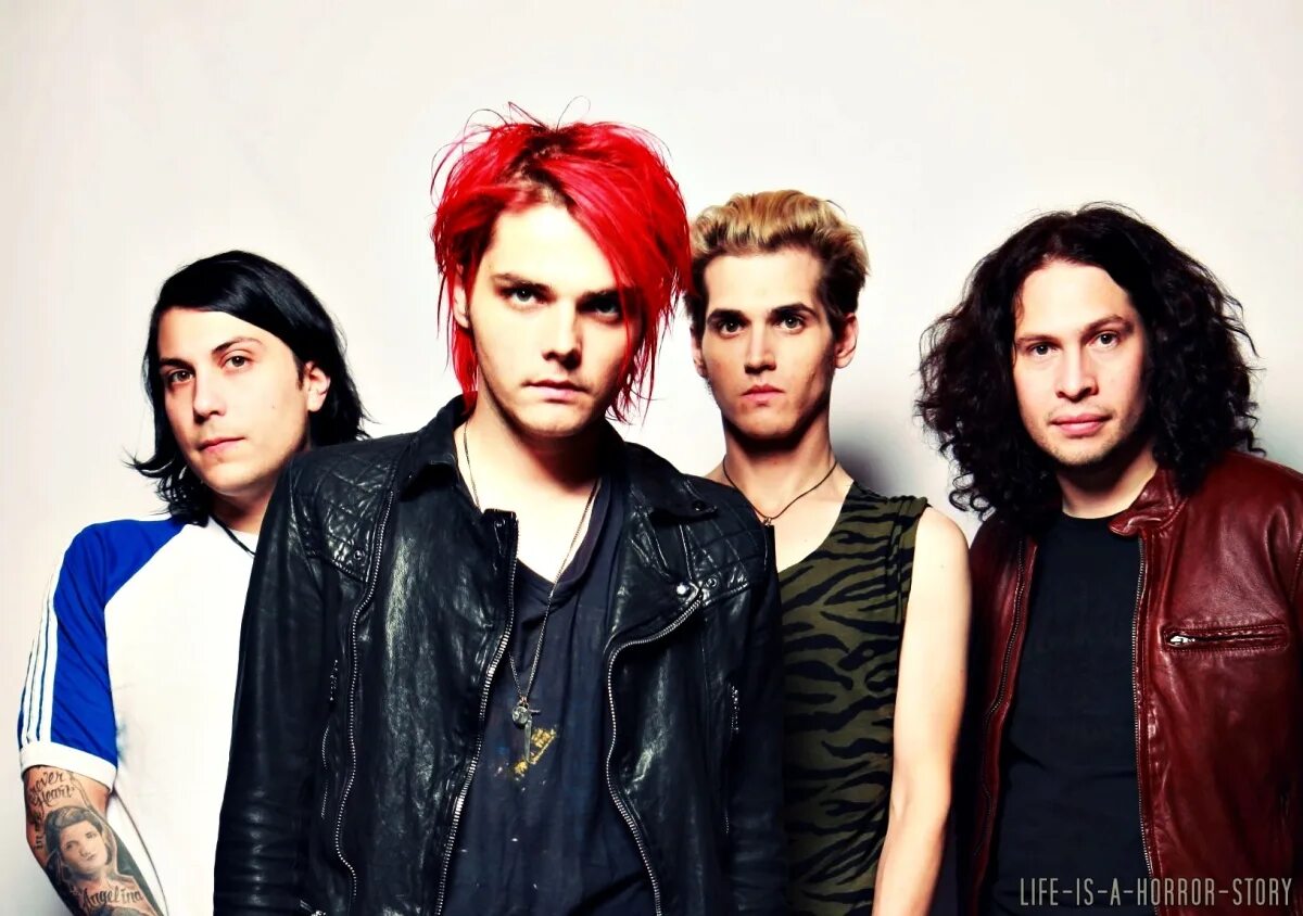 My Chemical Romance сейчас. My Chemical Romance фотосессии. My Chemical Romance вертикально. Demo more