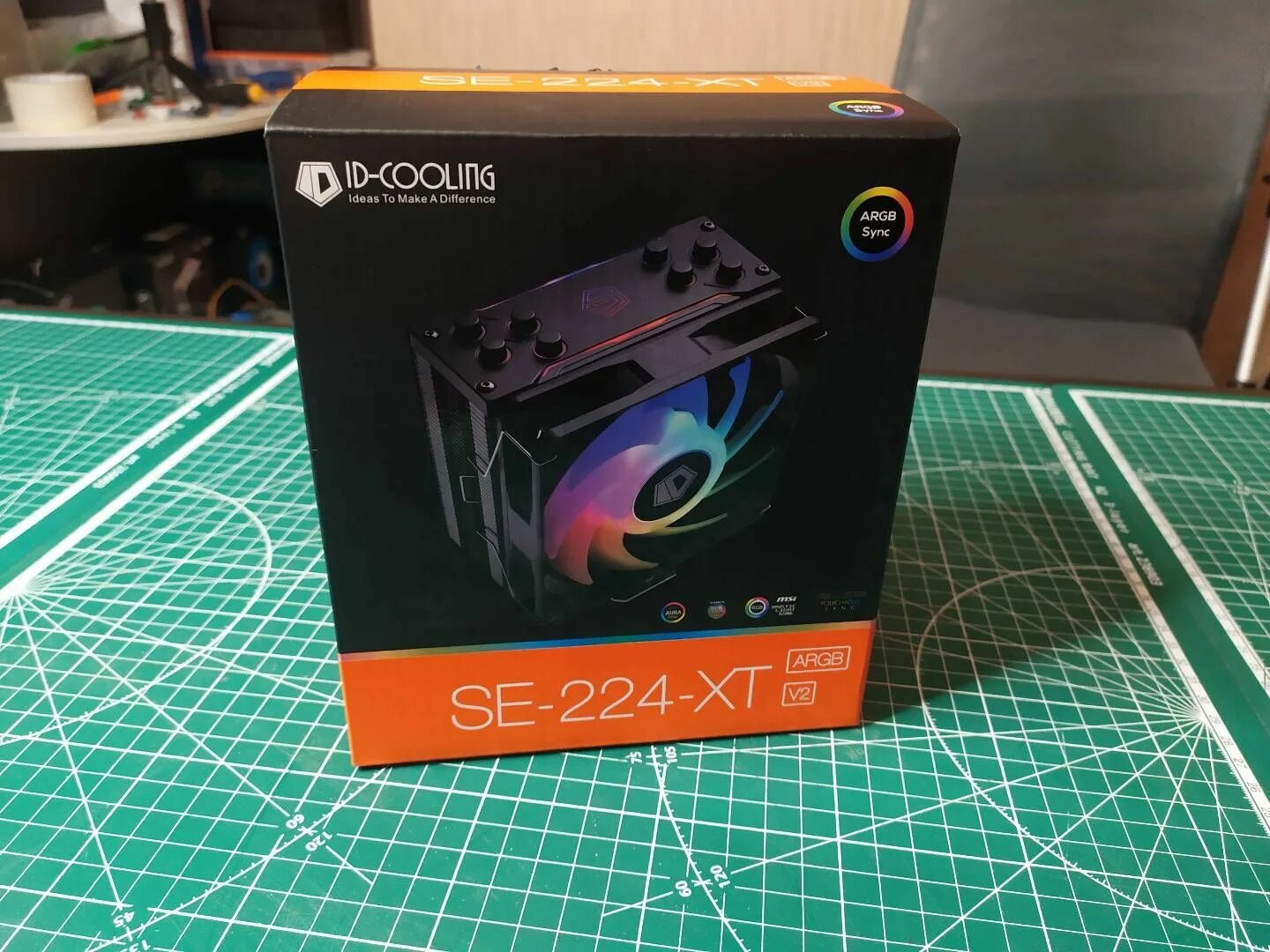 Se 214 xt black. Id-cooling se-224-xt argb. id cooling se 224xt argb v3. id-cooling se-226-xt argb snow. se-214-xt argb white.