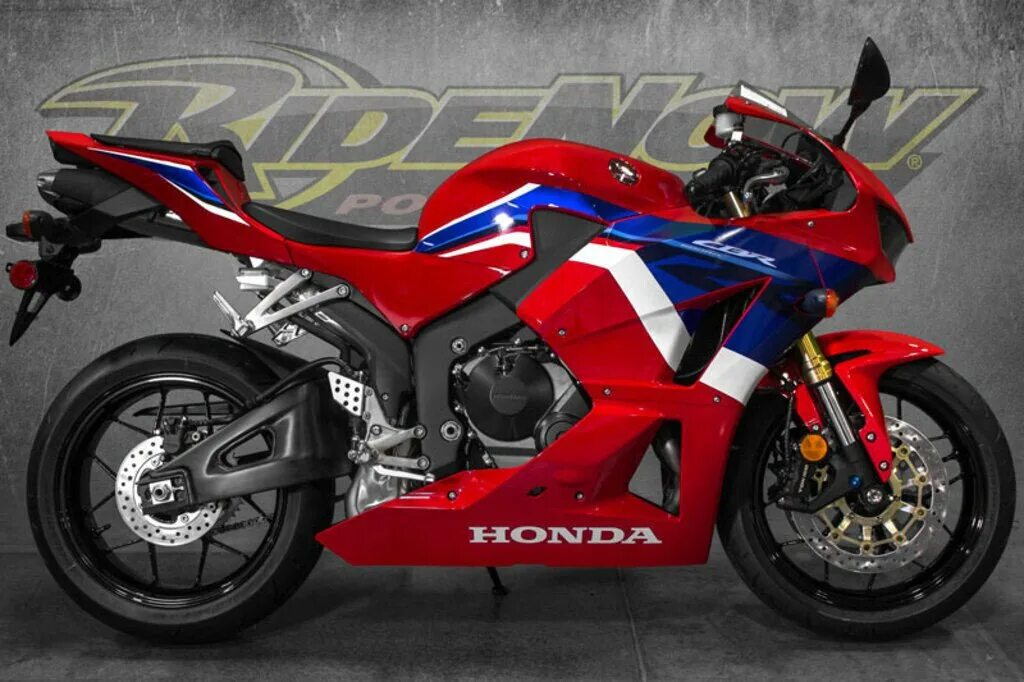 Honda CBR 600 Fireblade. Cbr600rr 2021. CBR 600 2021. Honda cbr600rr 2021.