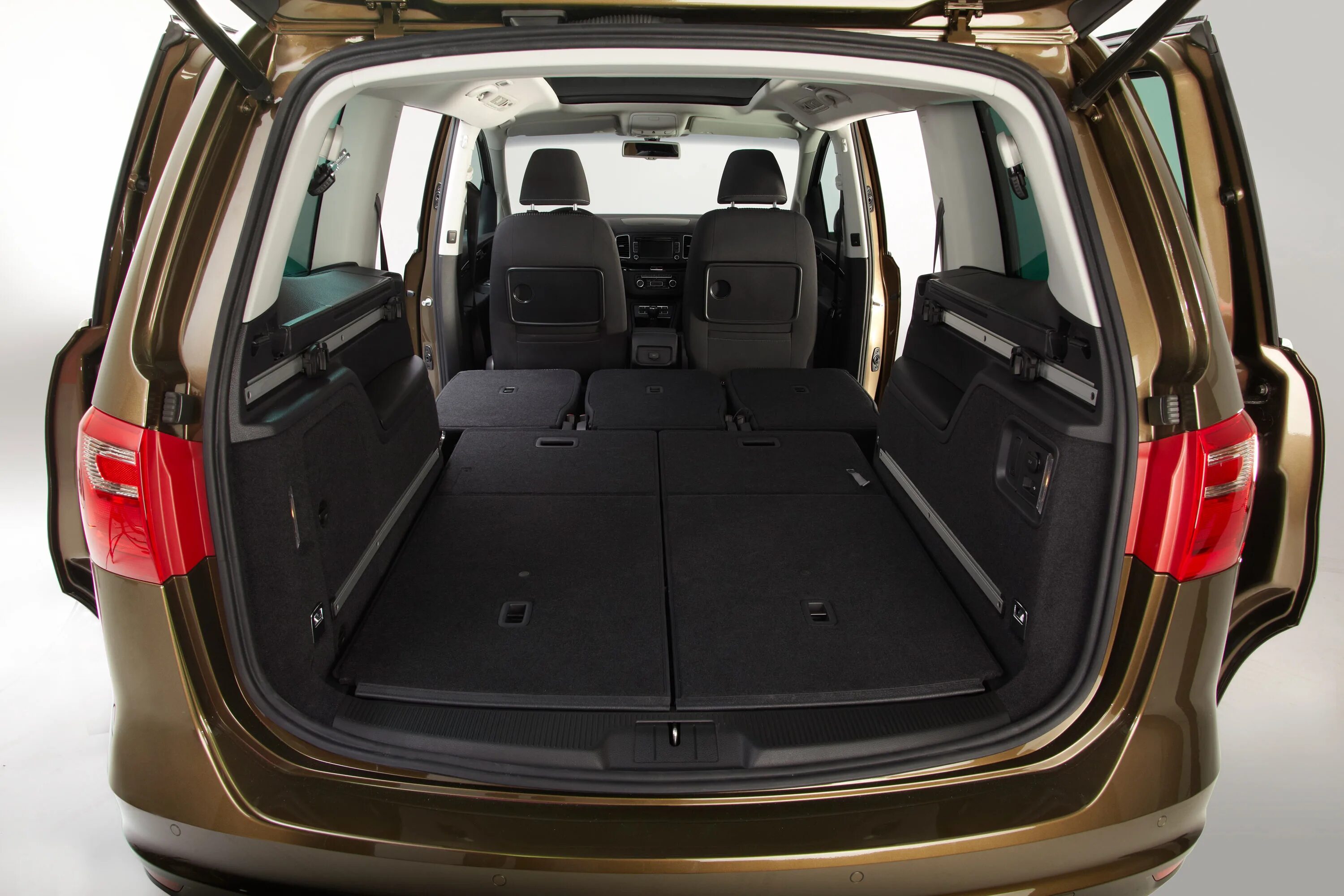 Peugeot partner 7 местный. Toyota 7 местная 2021. Renault grand espace 4 салон. Renault espace 4. Subaru exiga crossover.