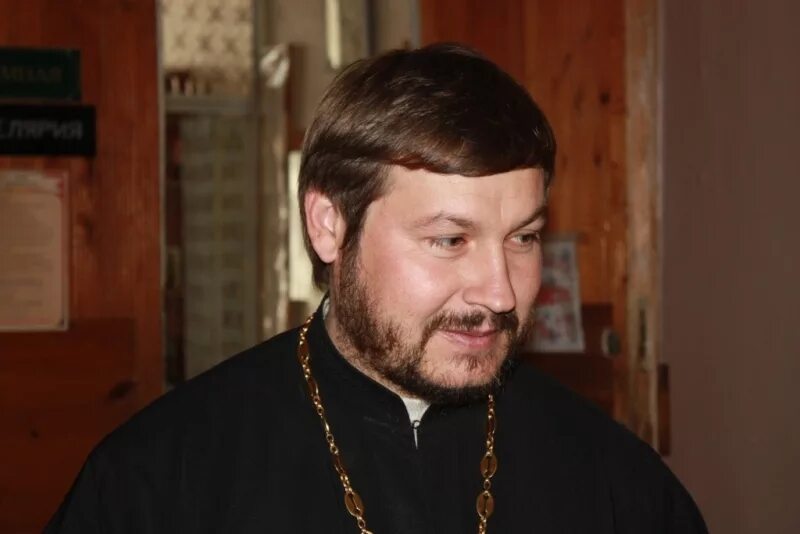 батюшки крыма. церковь в крыму  пастор кириллов  александр александрович. священники крыма. пастырь крымский. батюшки крыма.