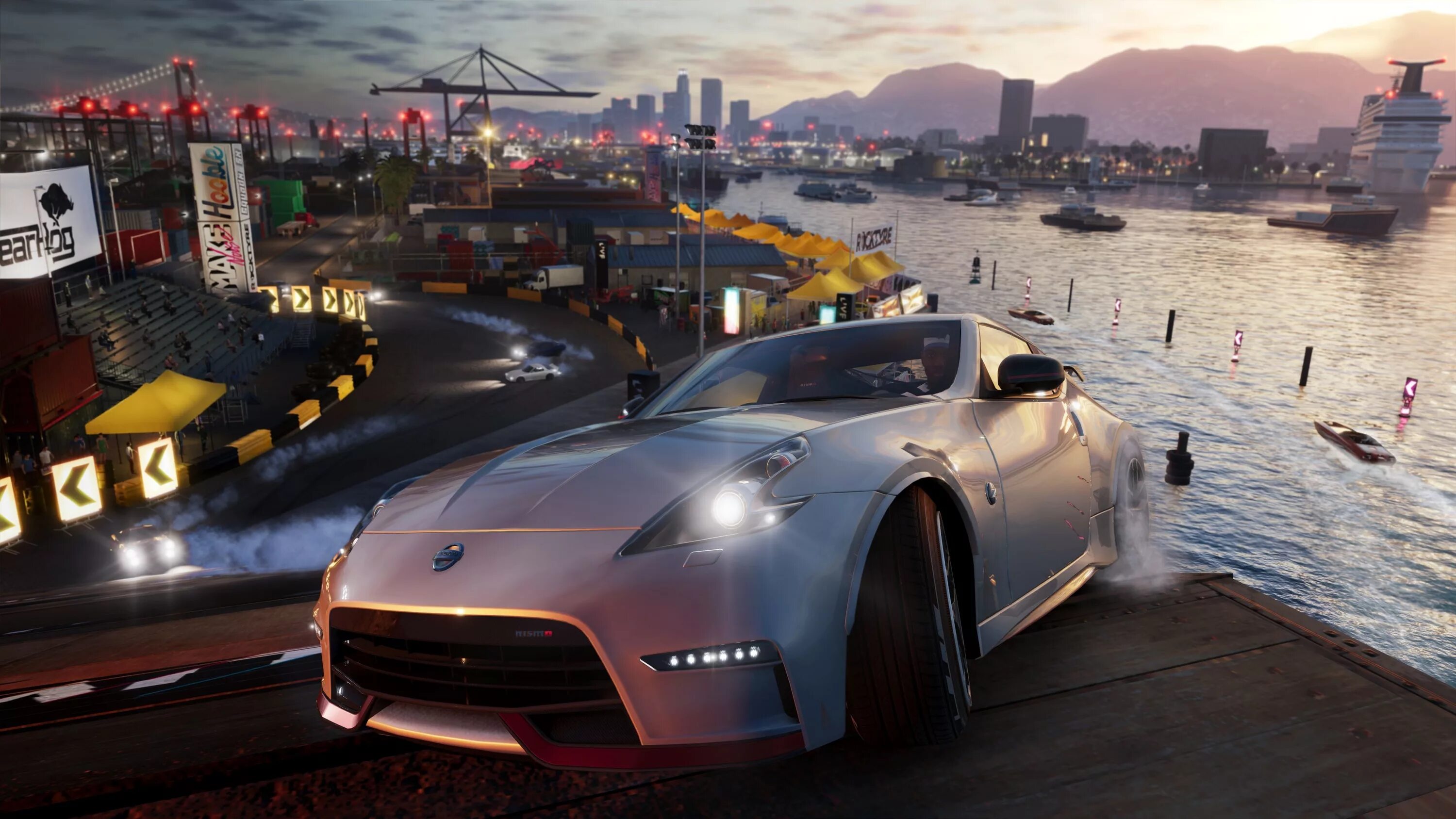 Игры на рабочем столе 2. Ниссан ГТР the Crew 2. The Crew 2 Nissan 370z. Nissan 350z the Crew 2. Зе Крю 1.